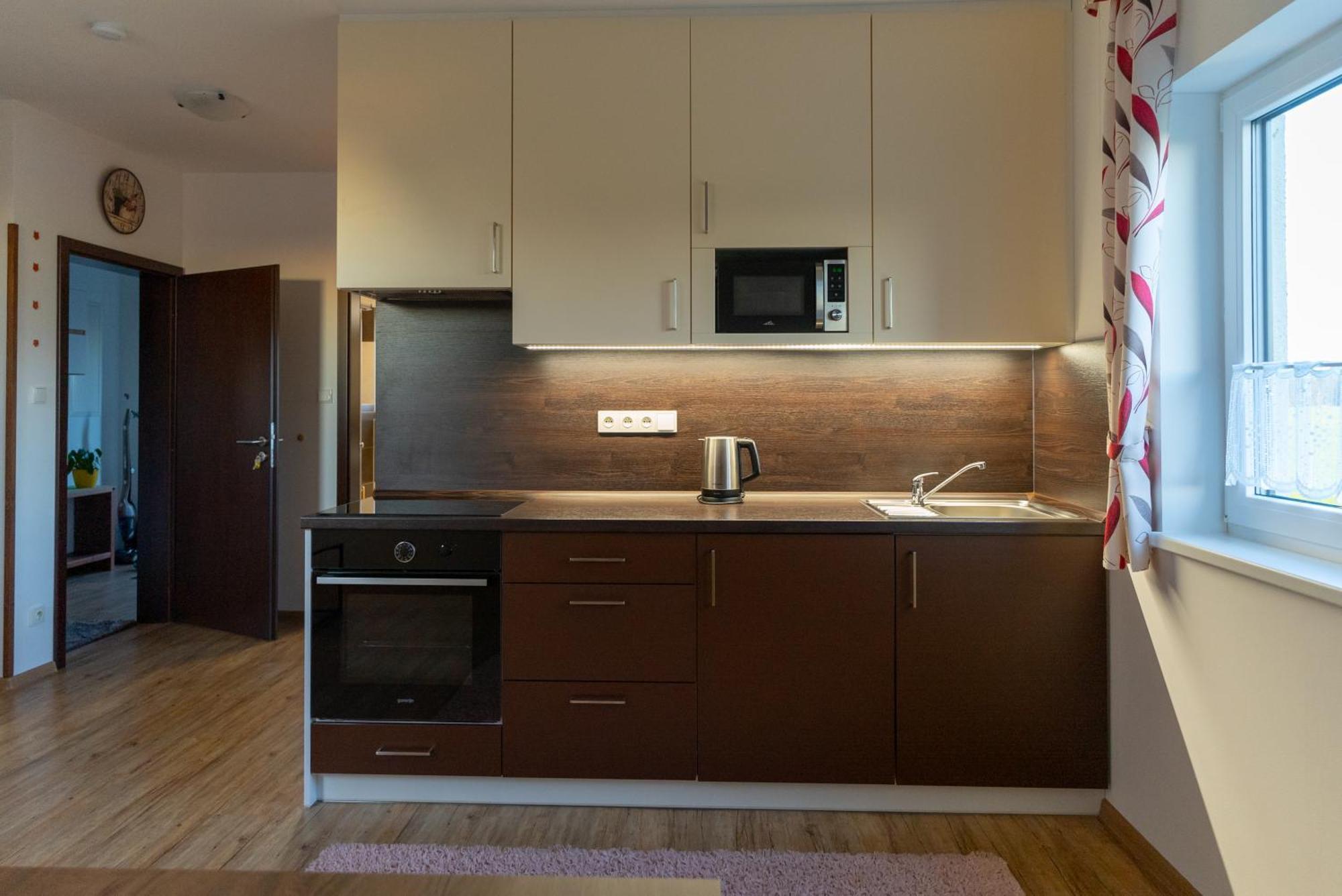 Apartmany Kohoutek A Slepicka V Novohradskych Horach Nové Hrady Exterior photo