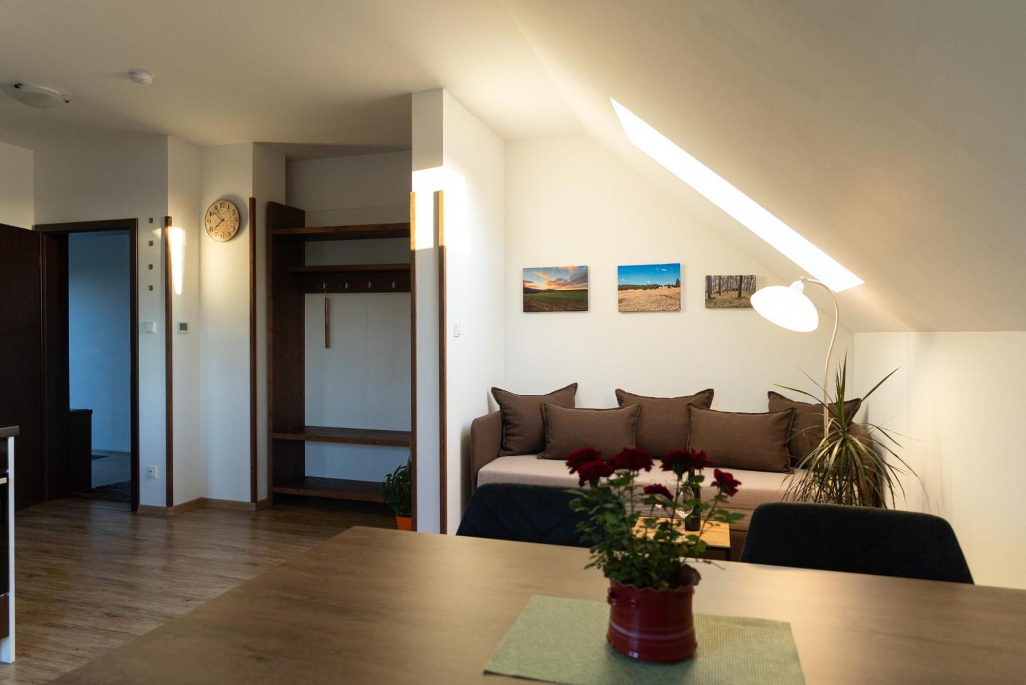 Apartmany Kohoutek A Slepicka V Novohradskych Horach Nové Hrady Exterior photo